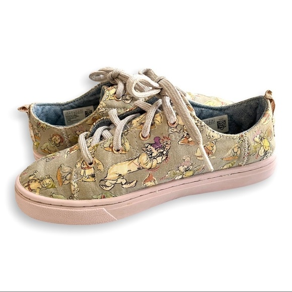 Toms Limited Edition Disney Seven Dwarfs Lenny Lace Up low top Kids Sneakers - Picture 7 of 12